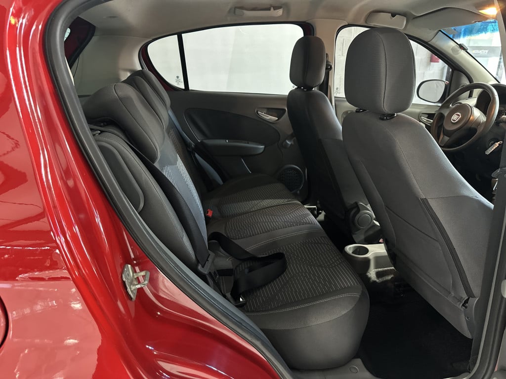 Imagem do veículo FIAT PALIO 1.0 MPI ATTRACTIVE 8V FLEX 4P MANUAL