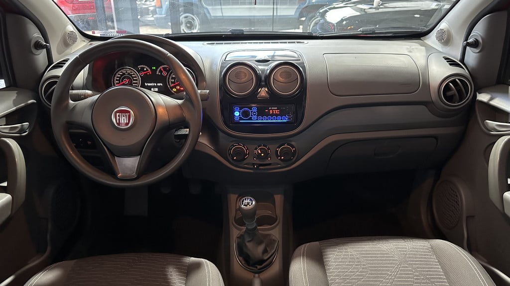 Imagem do veículo FIAT PALIO 1.0 MPI ATTRACTIVE 8V FLEX 4P MANUAL