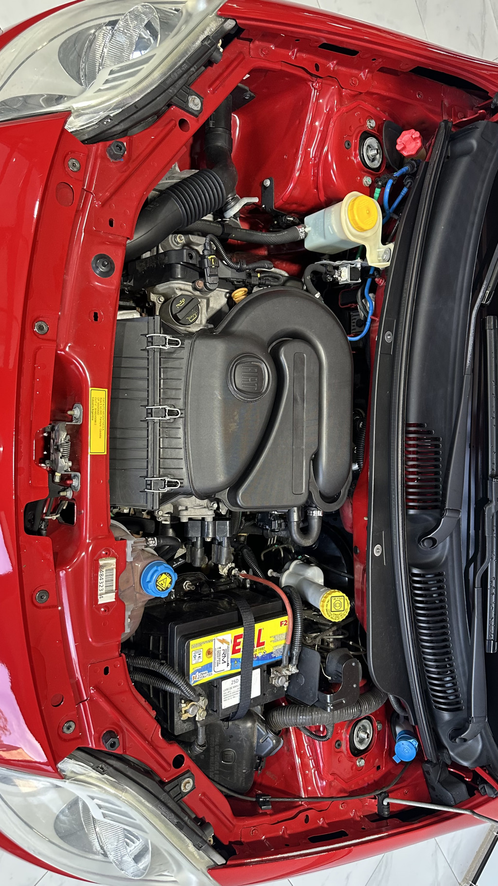 Imagem do veículo FIAT PALIO 1.0 MPI ATTRACTIVE 8V FLEX 4P MANUAL