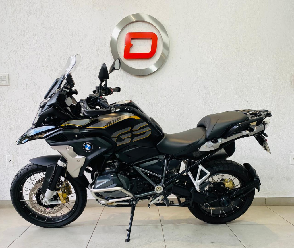 R 12