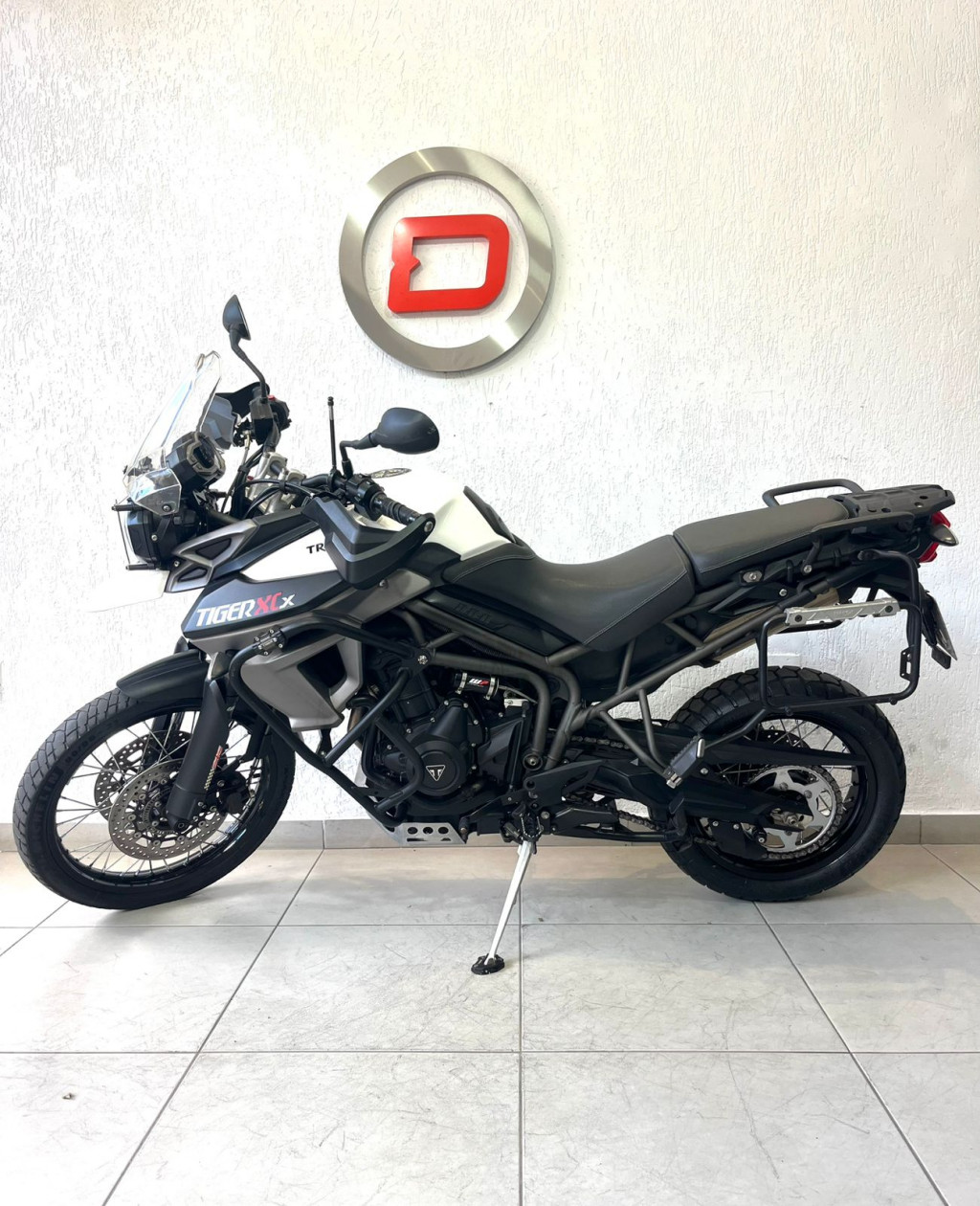 TIGER 800