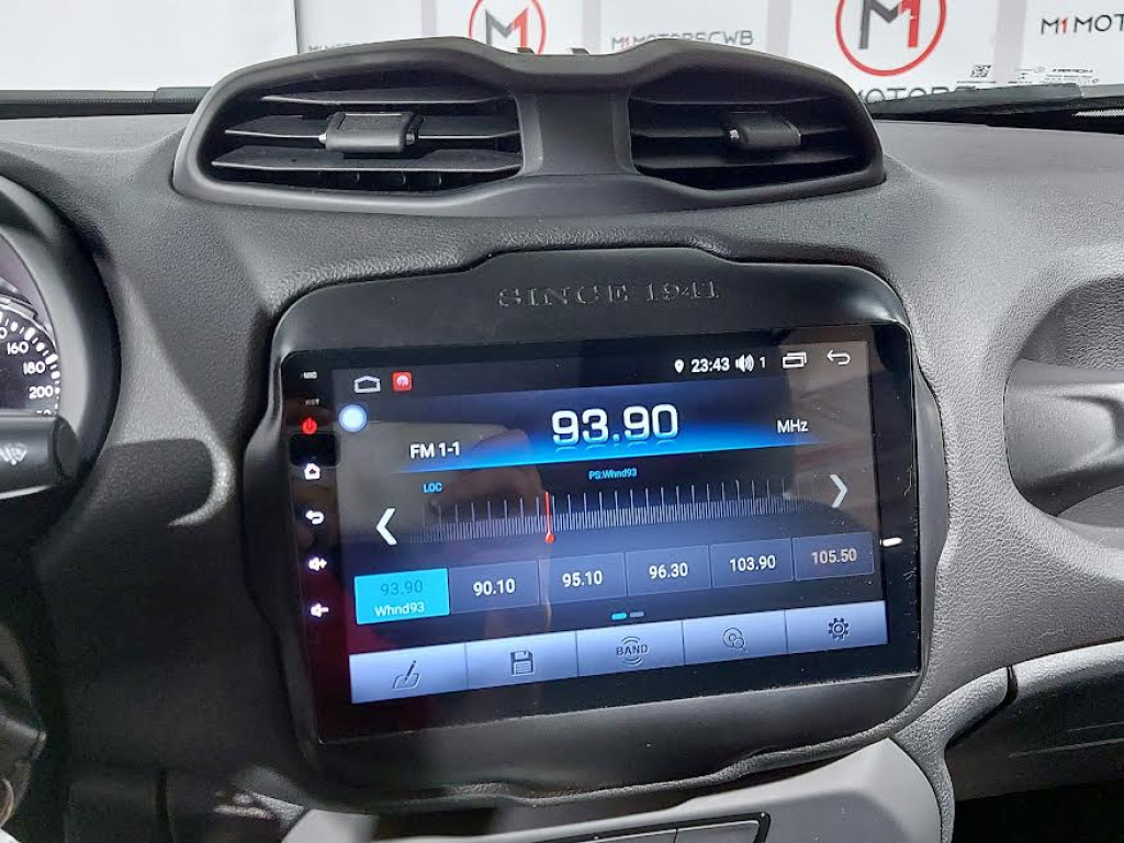 Imagem do veículo JEEP RENEGADE 1.8 FLEX AUTOMÁTICO - 2020 - PRATA