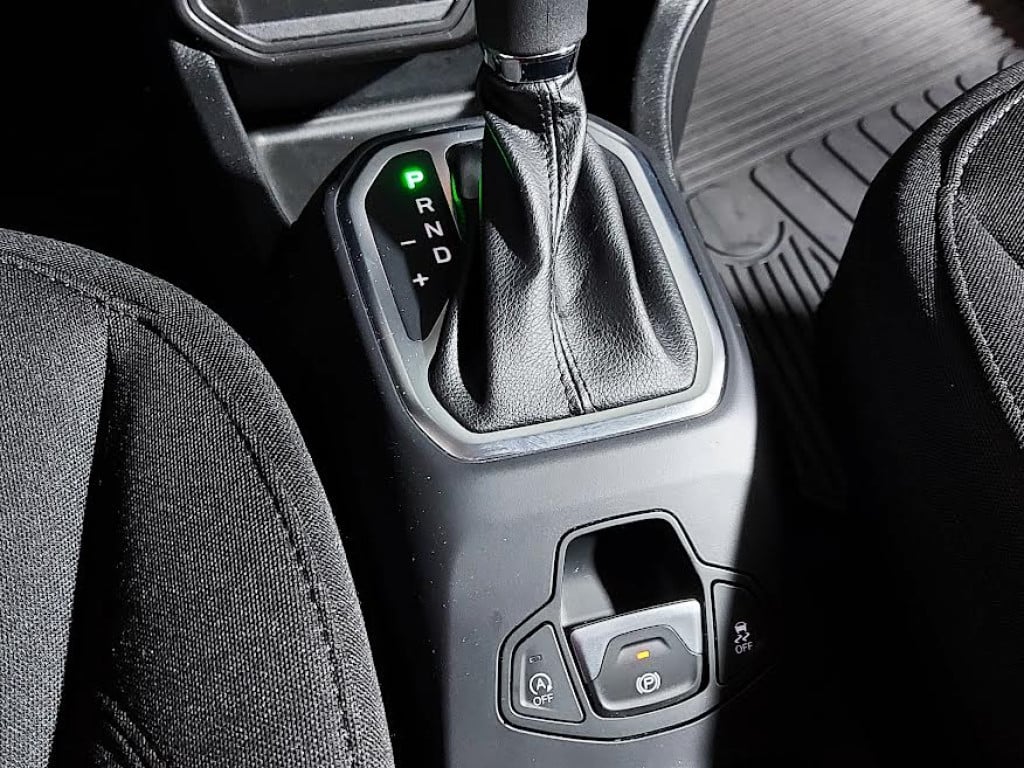 Imagem do veículo JEEP RENEGADE 1.8 FLEX AUTOMÁTICO - 2020 - PRATA