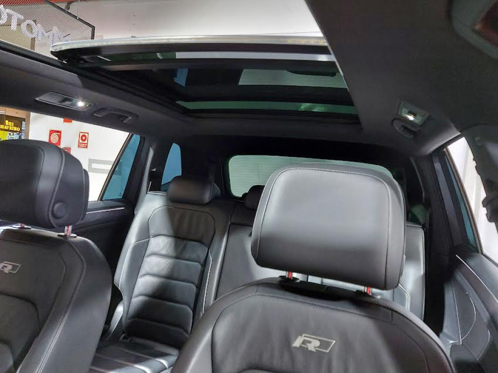 Imagem do veículo VOLKSWAGEN TIGUAN ALLSPACE R-LINE 2.0 350 TSI GASOLINA 4MOTION DSG - 2021 - CINZA