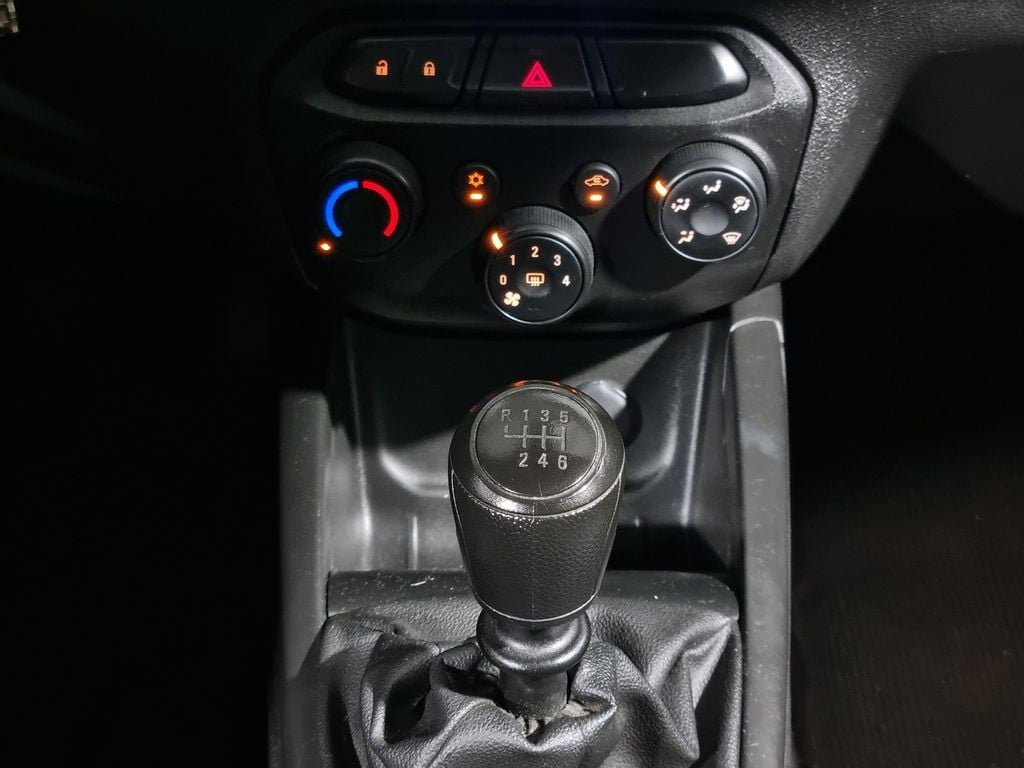 Imagem do veículo CHEVROLET PRISMA JOY 1.0 FLEX MANUAL - 2019