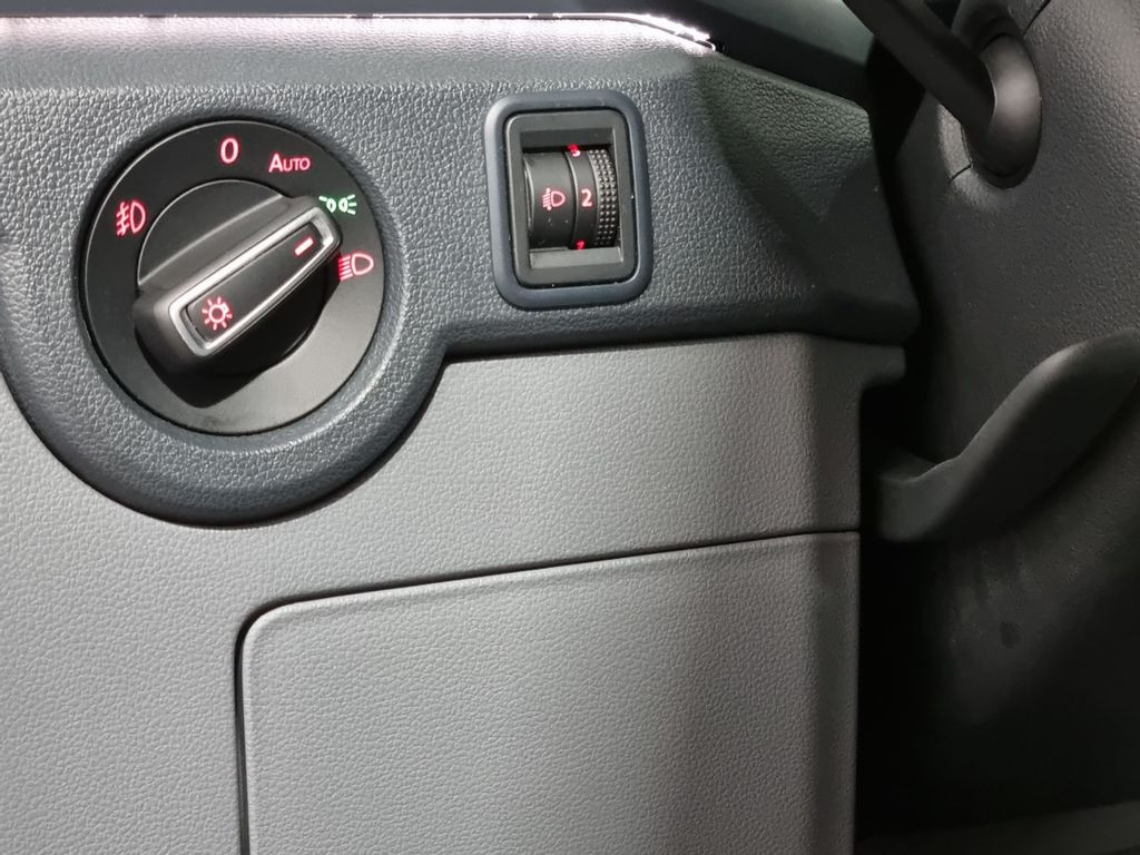 Imagem do veículo VOLKSWAGEN T-CROSS COMFORTLINE 1.0 200 TSI FLEX AUTOMÁTICO - 2021 - PRATA
