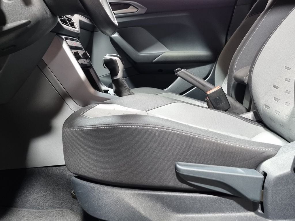 Imagem do veículo VOLKSWAGEN T-CROSS COMFORTLINE 1.0 200 TSI FLEX AUTOMÁTICO - 2021 - PRATA