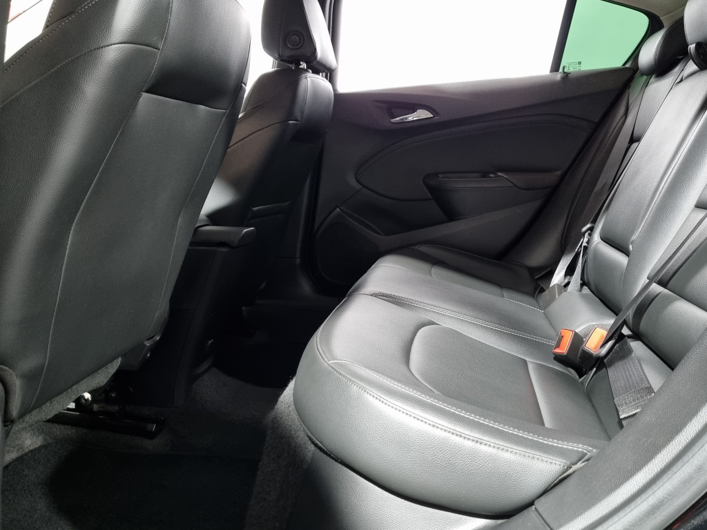 Imagem do veículo CHEVROLET CRUZE SEDAN ECOTEC6 LT 1.4 TURBO FLEX AUTOMÁTICO - 2019 - PRETO