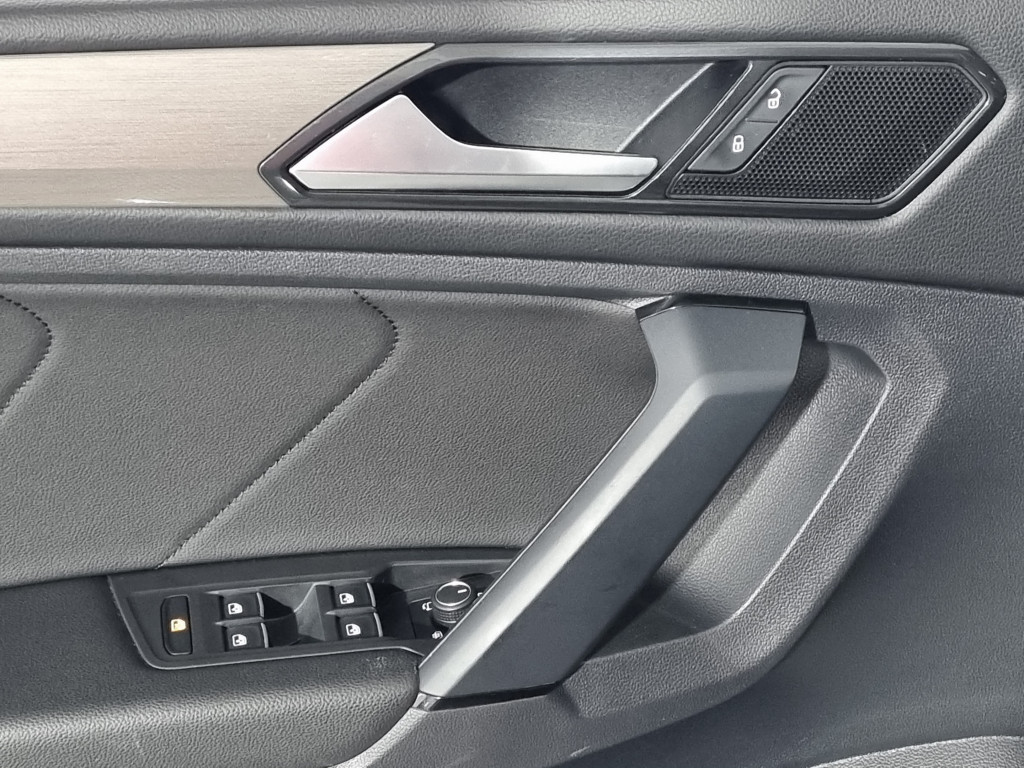 Imagem do veículo VOLKSWAGEN TIGUAN ALLSPACE COMFORTLINE 1.4 250 TSI FLEX AUTOMÁTICO - 2018 - CINZA