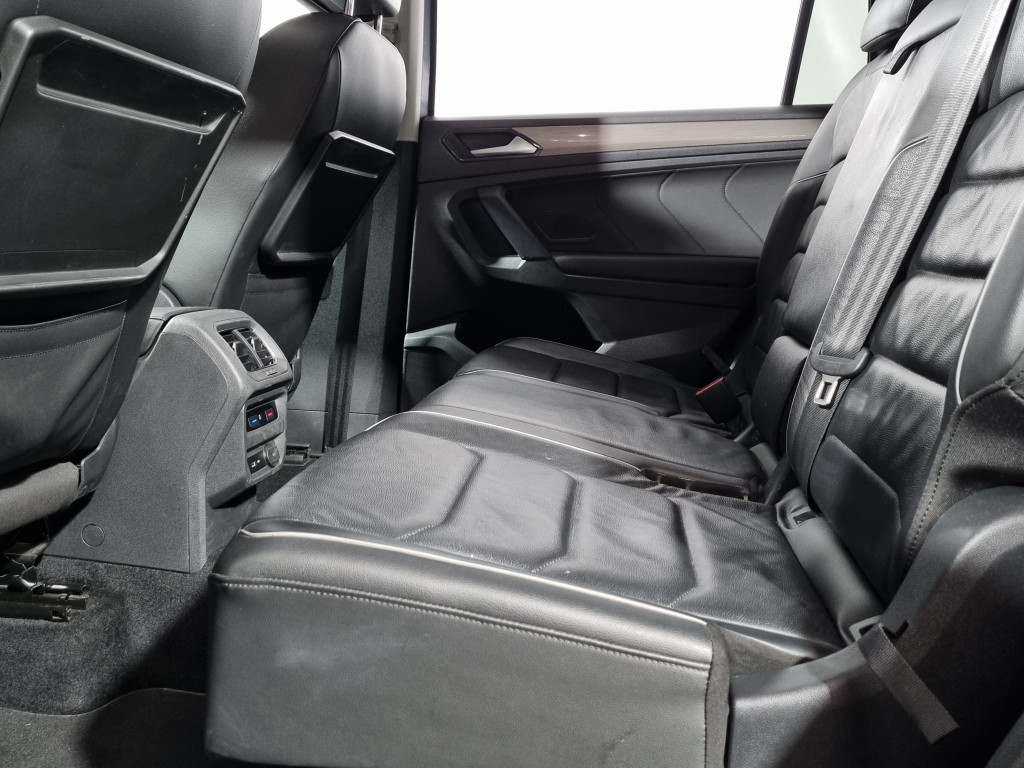 Imagem do veículo VOLKSWAGEN TIGUAN ALLSPACE COMFORTLINE 1.4 250 TSI FLEX AUTOMÁTICO - 2018 - CINZA