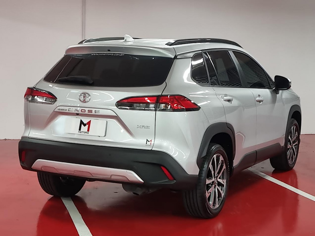 Imagem do veículo TOYOTA COROLLA CROSS XRE 2.0 FLEX CVT - 2023 - PRATA