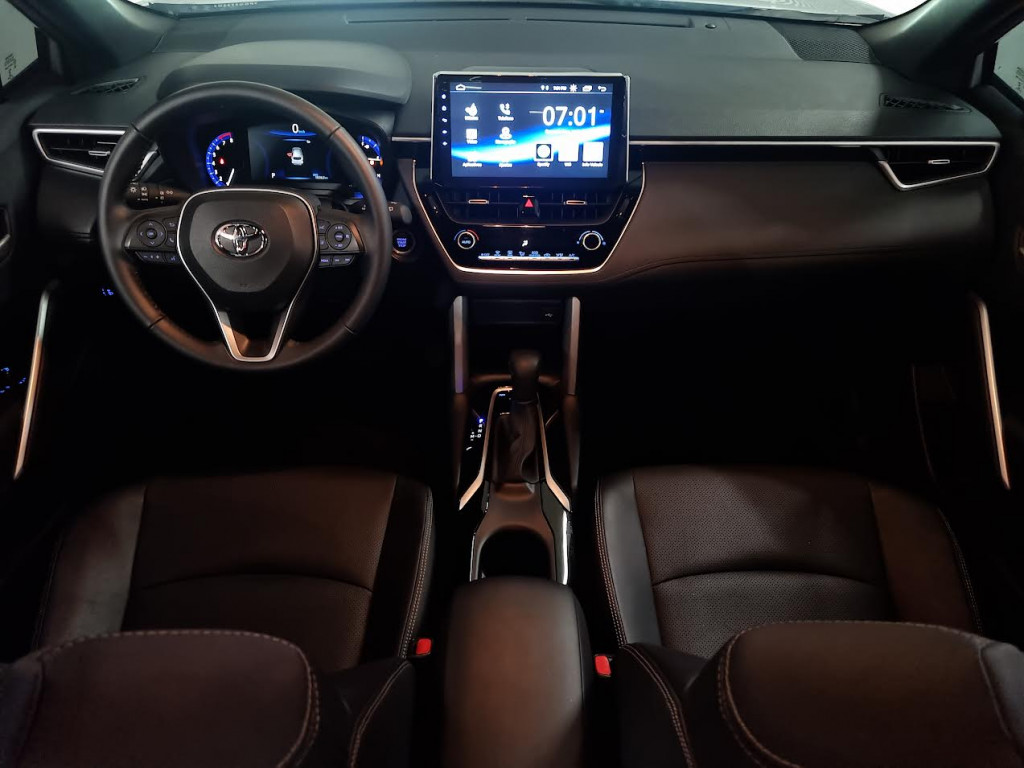Imagem do veículo TOYOTA COROLLA CROSS XRE 2.0 FLEX CVT - 2023 - PRATA