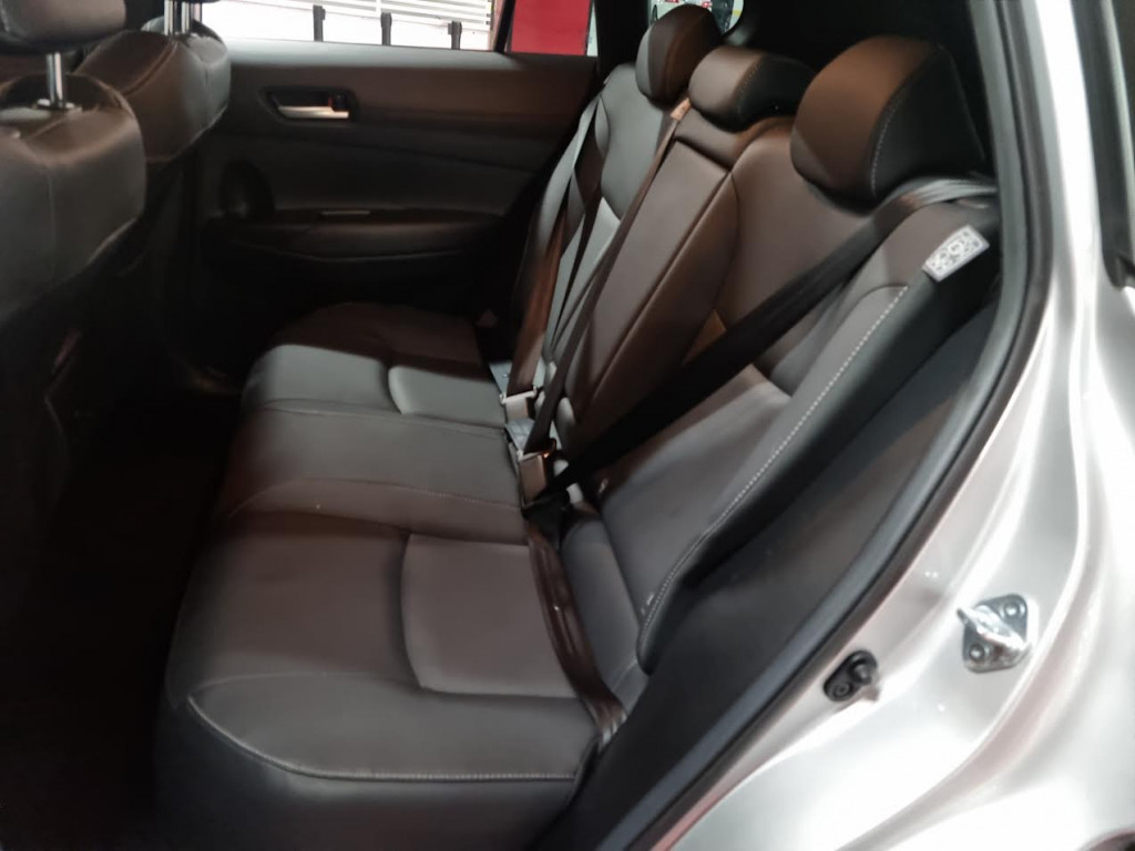 Imagem do veículo TOYOTA COROLLA CROSS XRE 2.0 FLEX CVT - 2023 - PRATA