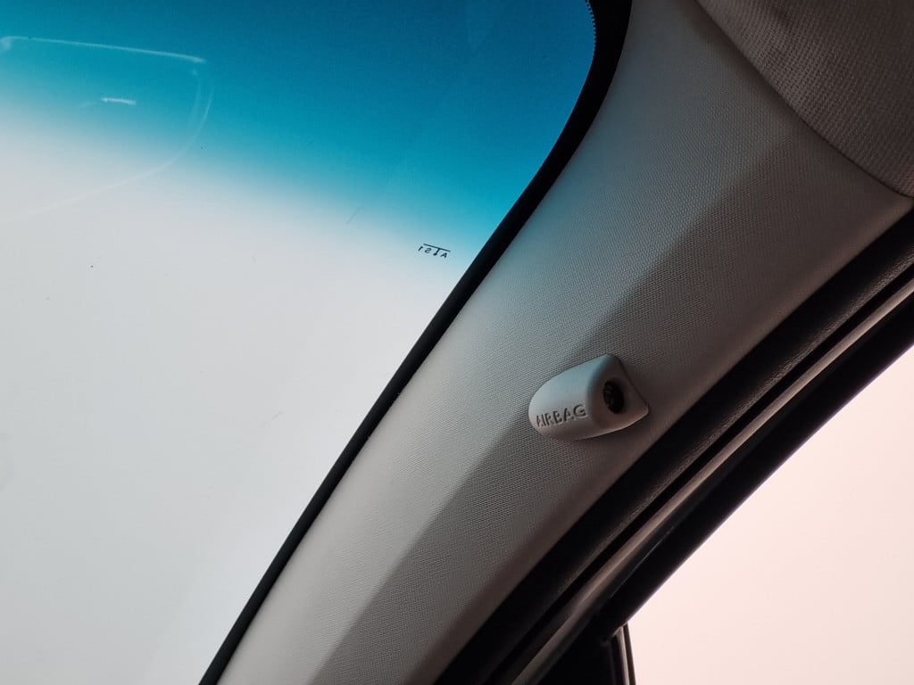 Imagem do veículo CITROËN C4 LOUNGE EXCLUSIVE 1.6 THP FLEX AUTOMÁTICO - 2017 - BRANCO