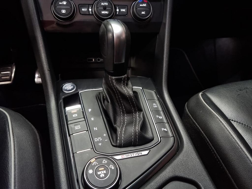 Imagem do veículo VOLKSWAGEN TIGUAN ALLSPACE R-LINE 4MOTION 2.0 350 TSI GASOLINA DSG - 2020 - CINZA