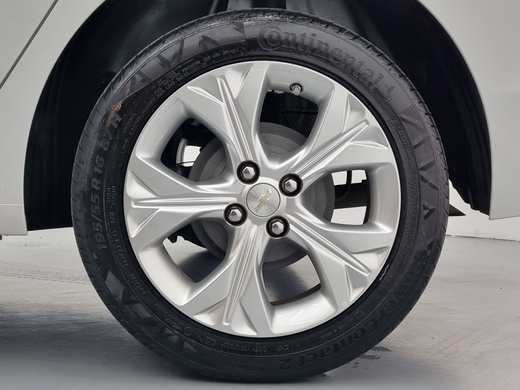 Imagem do veículo CHEVROLET ONIX HATCH PREMIER 1.0 TURBO FLEX AUTOMÁTICO - 2022 - BRANCO