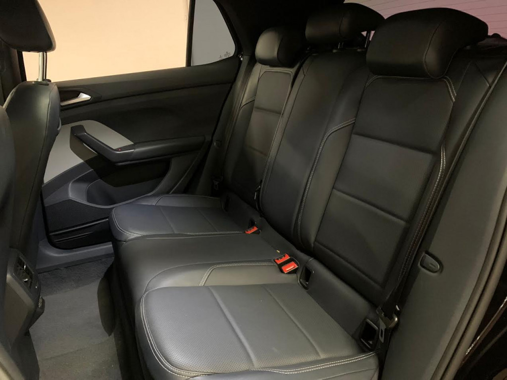 Imagem do veículo VOLKSWAGEN T-CROSS HIGHLINE 1.4 250 TSI FLEX AUTOMÁTICO - 2022 - PRETO