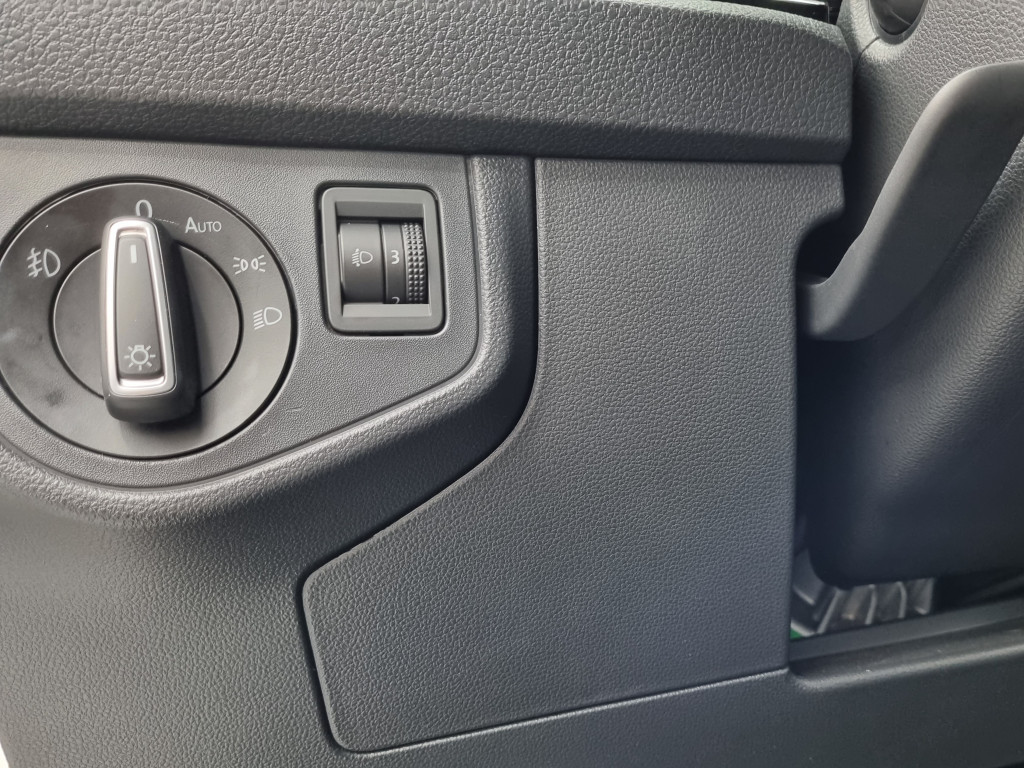 Imagem do veículo VOLKSWAGEN NIVUS HIGHLINE 1.0 200 TSI FLEX AUTOMÁTICO - 2021 - BRANCO