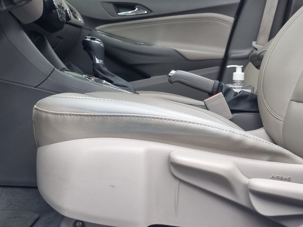 Imagem do veículo CHEVROLET CRUZE SPORT6 LTZ 1.4 TURBO FLEX AUTOMÁTICO - 2019 - BRANCO