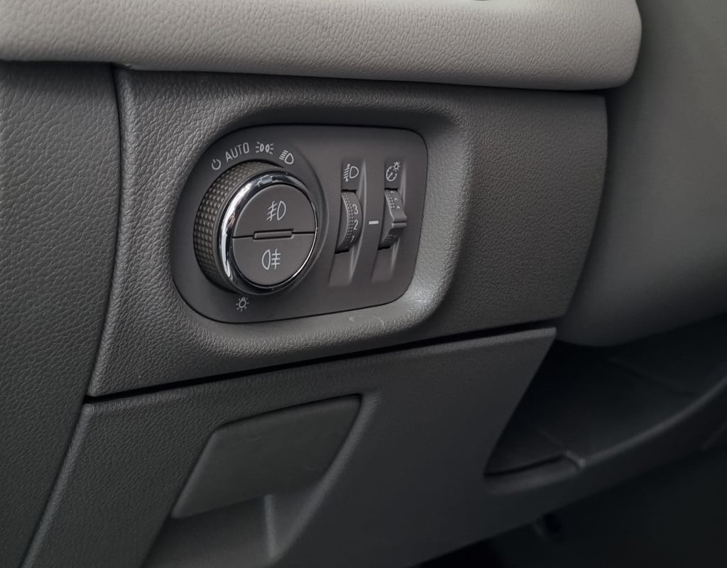 Imagem do veículo CHEVROLET CRUZE SPORT6 LTZ 1.4 TURBO FLEX AUTOMÁTICO - 2019 - BRANCO