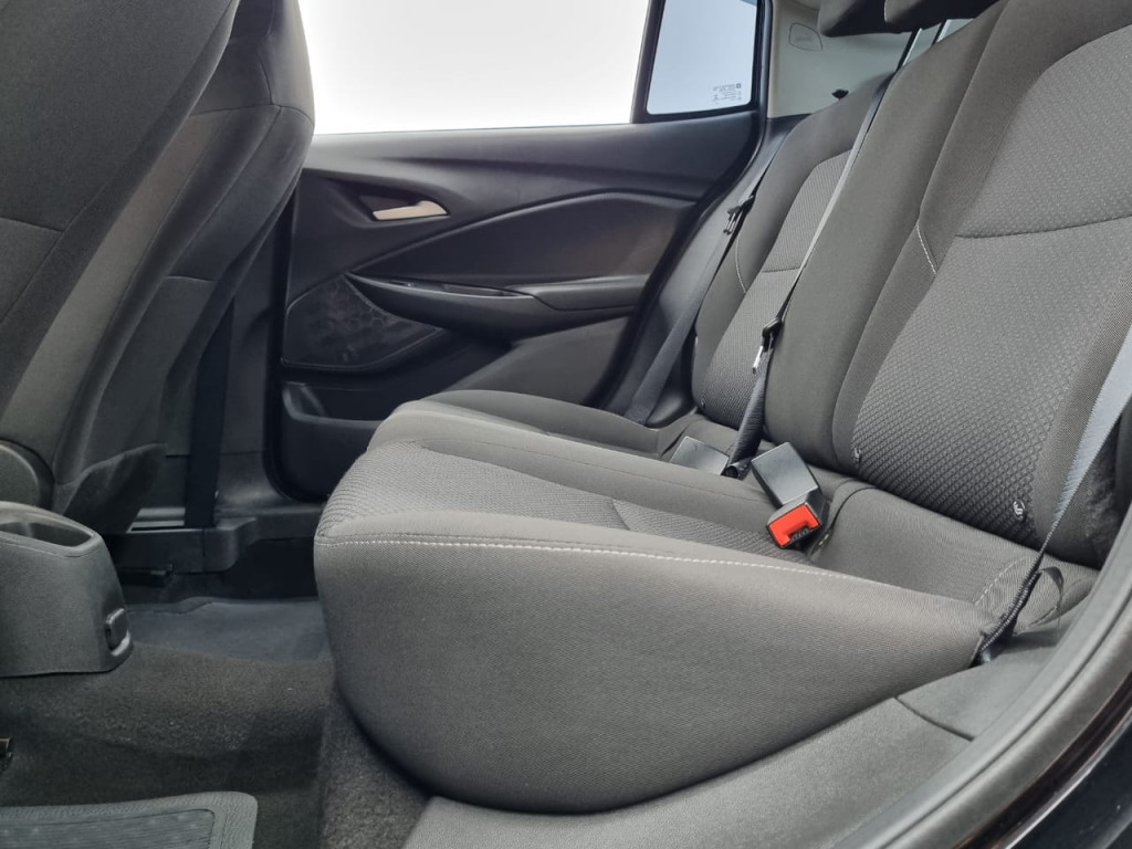 Imagem do veículo CHEVROLET ONIX PLUS LT 1.0 FLEX MANUAL - 2022 - PRETO