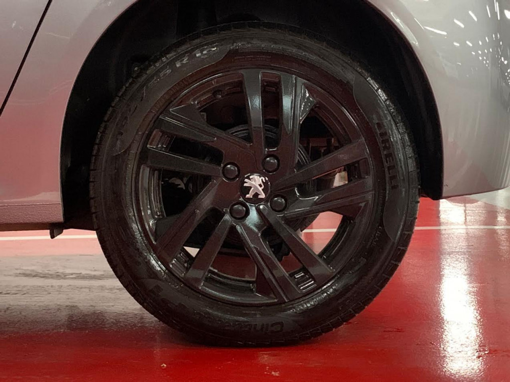 Imagem do veículo PEUGEOT 208 STYLE 1.0 FLEX MANUAL - 2023 - CINZA
