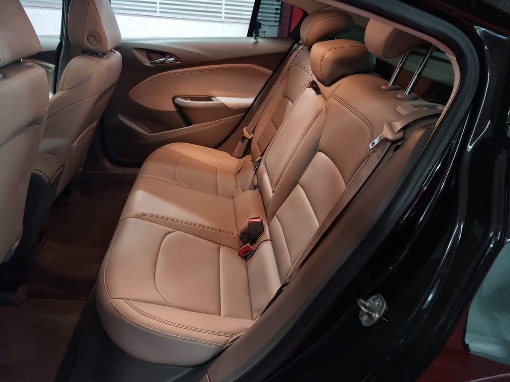 Imagem do veículo CHEVROLET CRUZE SPORT6 LTZ 1.4 TURBO FLEX AUTOMÁTICO - 2019 - PRETO