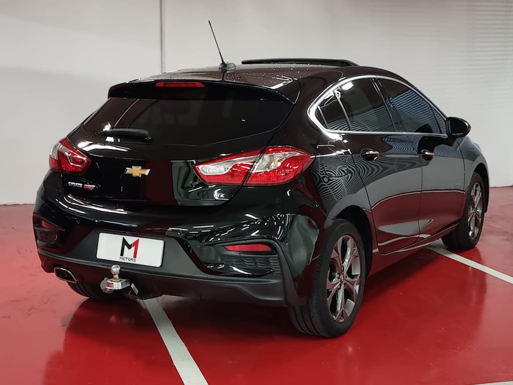 Imagem do veículo CHEVROLET CRUZE SPORT6 LTZ 1.4 TURBO FLEX AUTOMÁTICO - 2019 - PRETO