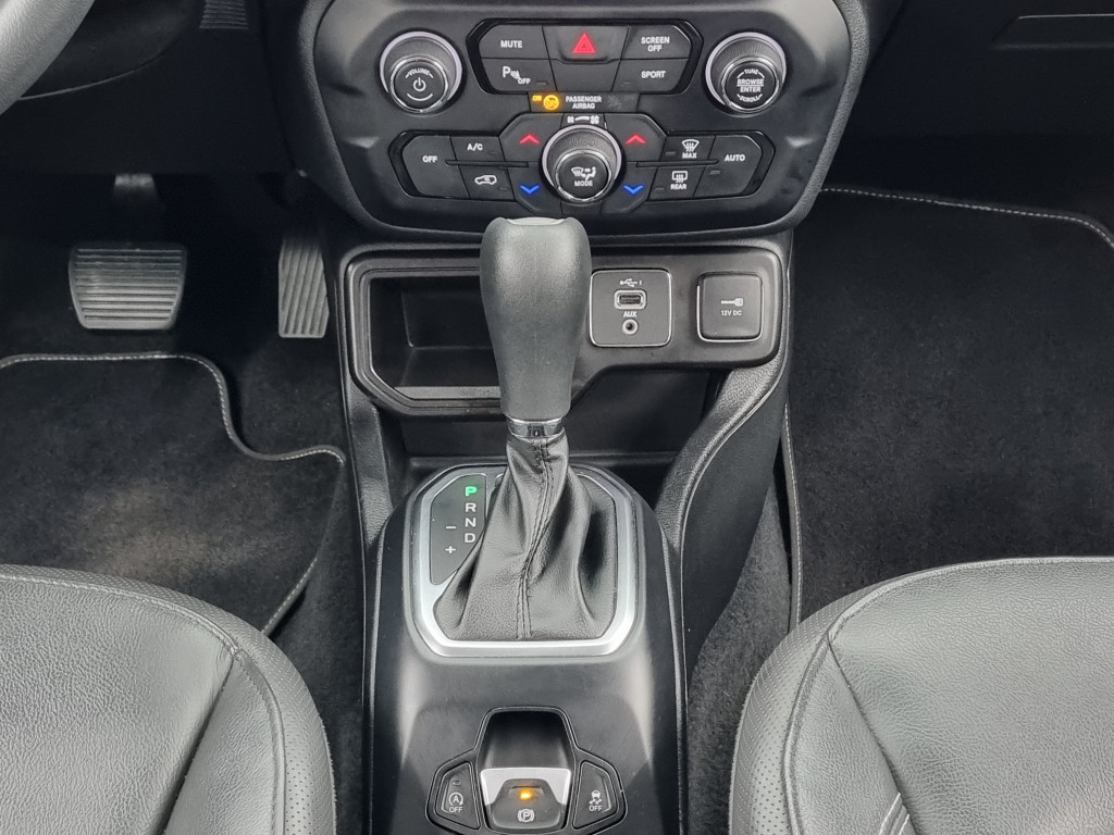 Imagem do veículo JEEP RENEGADE TRAILHAWK 2.0 4X4 DIESEL AUTOMÁTICO - 2019 - BRANCO