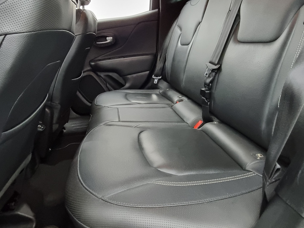 Imagem do veículo JEEP RENEGADE TRAILHAWK 2.0 4X4 DIESEL AUTOMÁTICO - 2019 - BRANCO