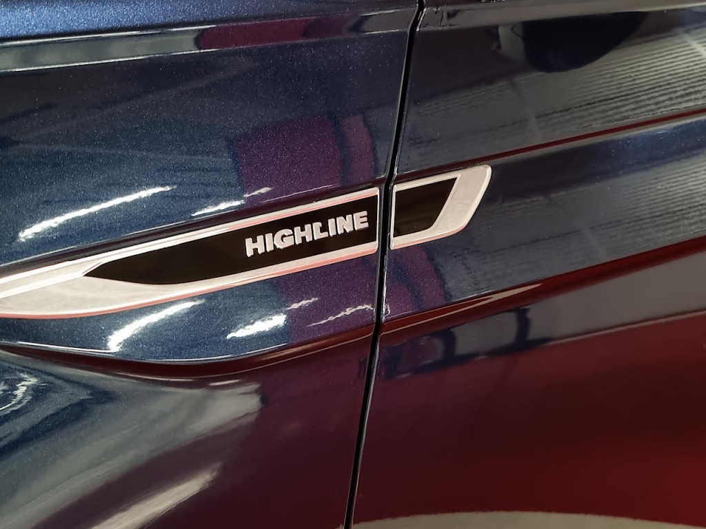 Imagem do veículo VOLKSWAGEN VIRTUS HIGHLINE 1.0 200 TSI AUTOMÁTICO - 2019 - AZUL
