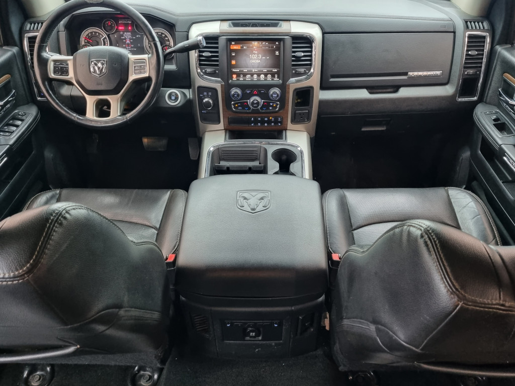 Imagem do veículo DODGE RAM LARAMIE 2500 I6 CD 6.7 4X4 TURBO DIESEL AUTOMÁTICO - 2017 - PRETO