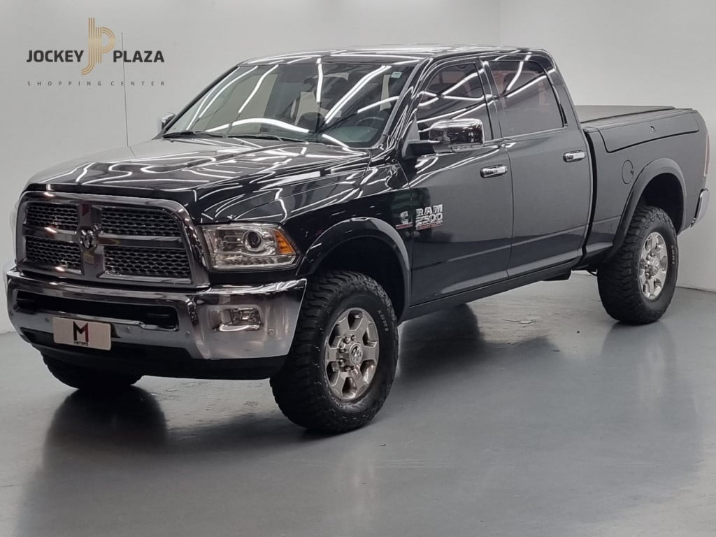 Imagem do veículo DODGE RAM LARAMIE 2500 I6 CD 6.7 4X4 TURBO DIESEL AUTOMÁTICO - 2017 - PRETO