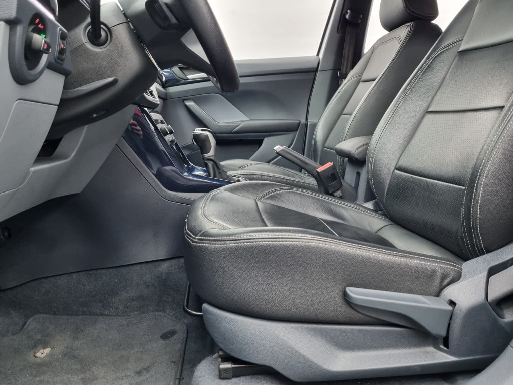 Imagem do veículo VOLKSWAGEN T-CROSS COMFORTLINE 1.0 200 TSI FLEX AUTOMÁTICO - 2022 - PRATA