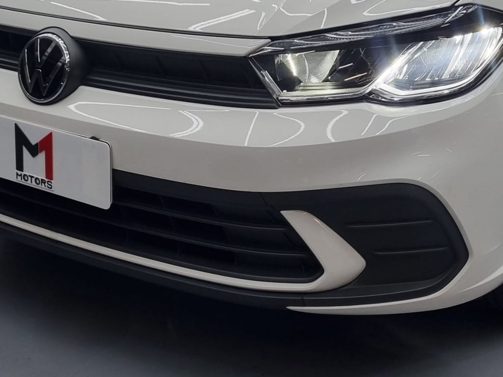 Imagem do veículo VOLKSWAGEN POLO MPI 1.0 FLEX MANUAL - 2023 - BRANCO