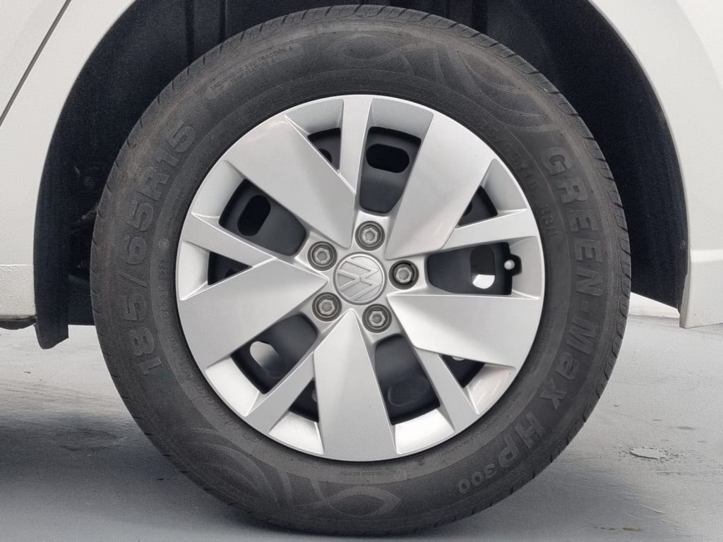 Imagem do veículo VOLKSWAGEN POLO MPI 1.0 FLEX MANUAL - 2023 - BRANCO