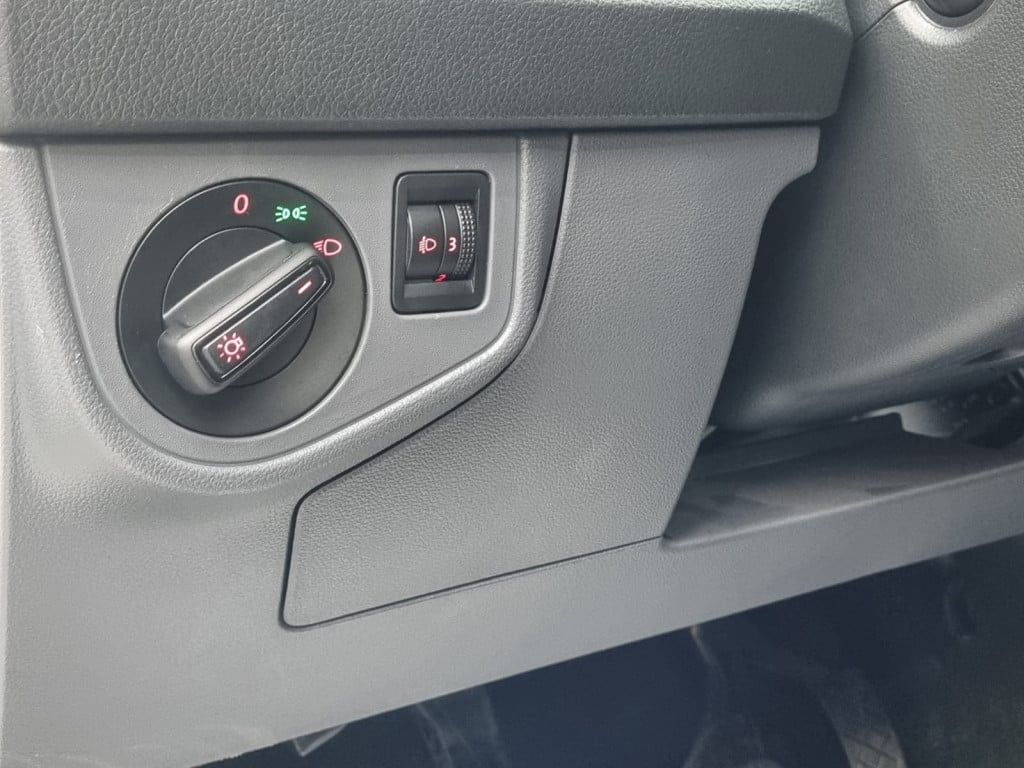 Imagem do veículo VOLKSWAGEN POLO MPI 1.0 FLEX MANUAL - 2023 - BRANCO