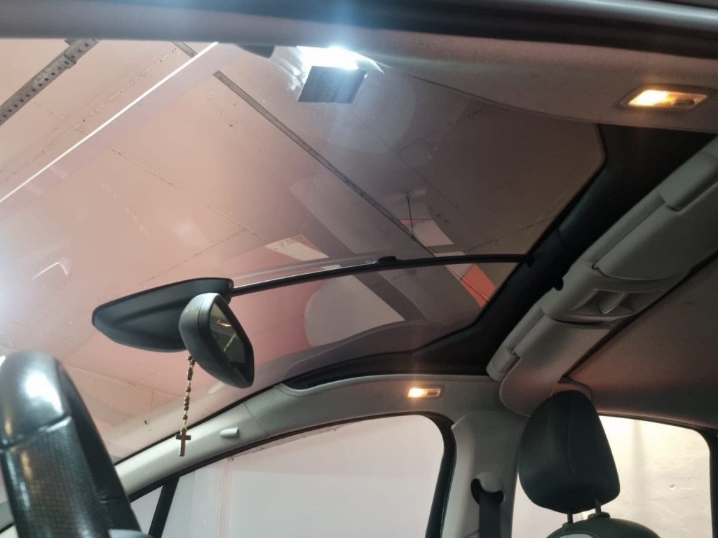Imagem do veículo CITROEN C3 EXCLUSIVE 1.6 FLEX AUTOMÁTICO - 2017 - PRETO