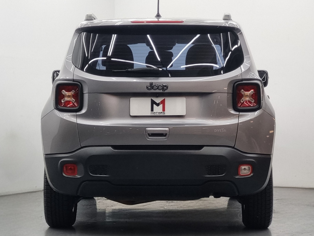 Imagem do veículo JEEP RENEGADE 1.8 FLEX AUTOMÁTICO - 2021 - PRATA