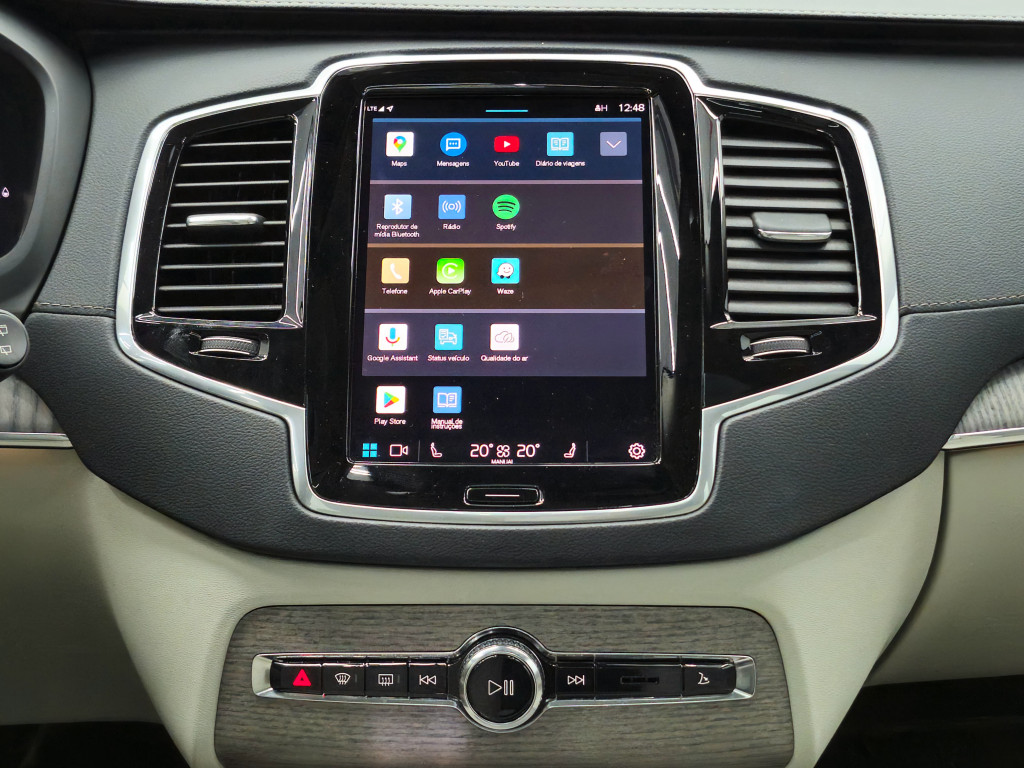 Imagem do veículo VOLVO XC90 RECHARGE ULTIMATE 2.0 AWD (HÍBRIDO) GEARTRONIC - 2023 - PRETO