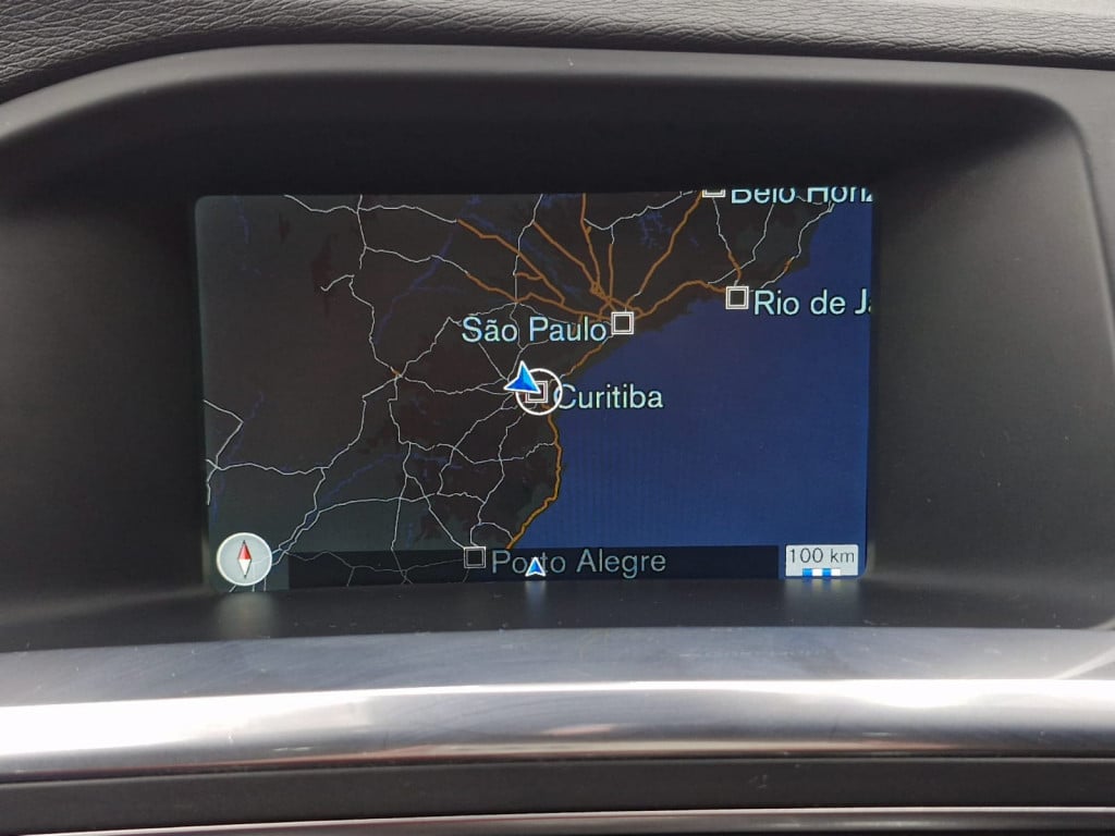 Imagem do veículo VOLVO S60 T6 R-DESIGN 3.0 AWD GASOLINA AUTOMÁTICO - 2015 - BRANCO