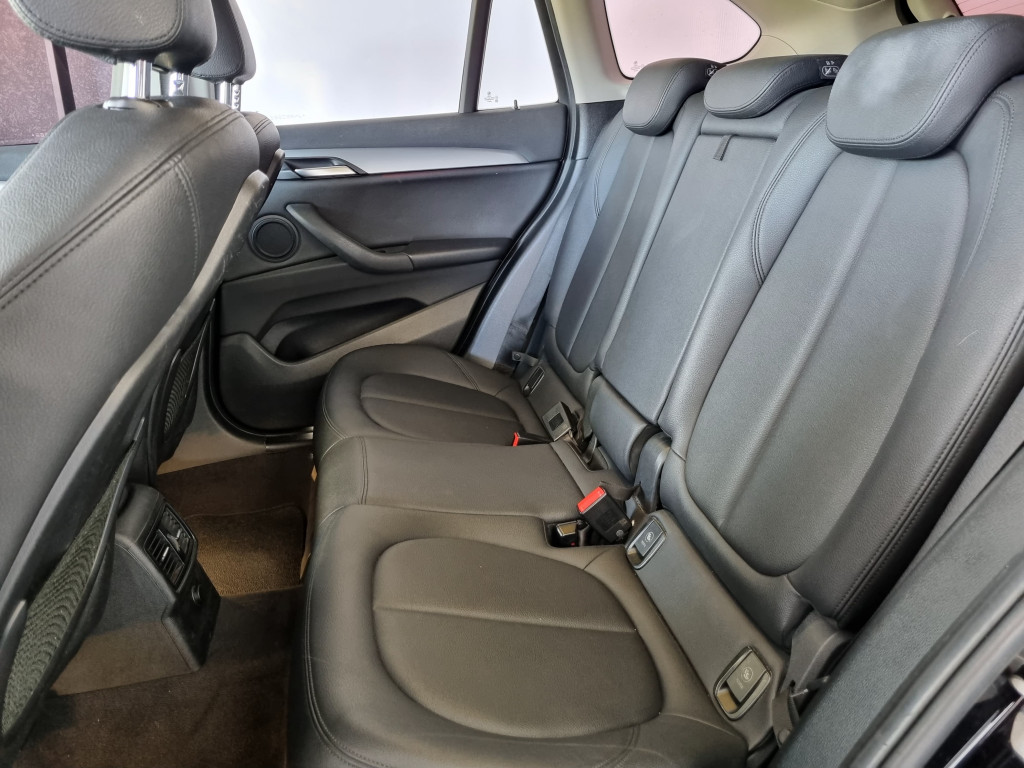 Imagem do veículo BMW X1 2.0 16V TURBO ACTIVEFLEX SDRIVE20I - 2018 - PRETA
