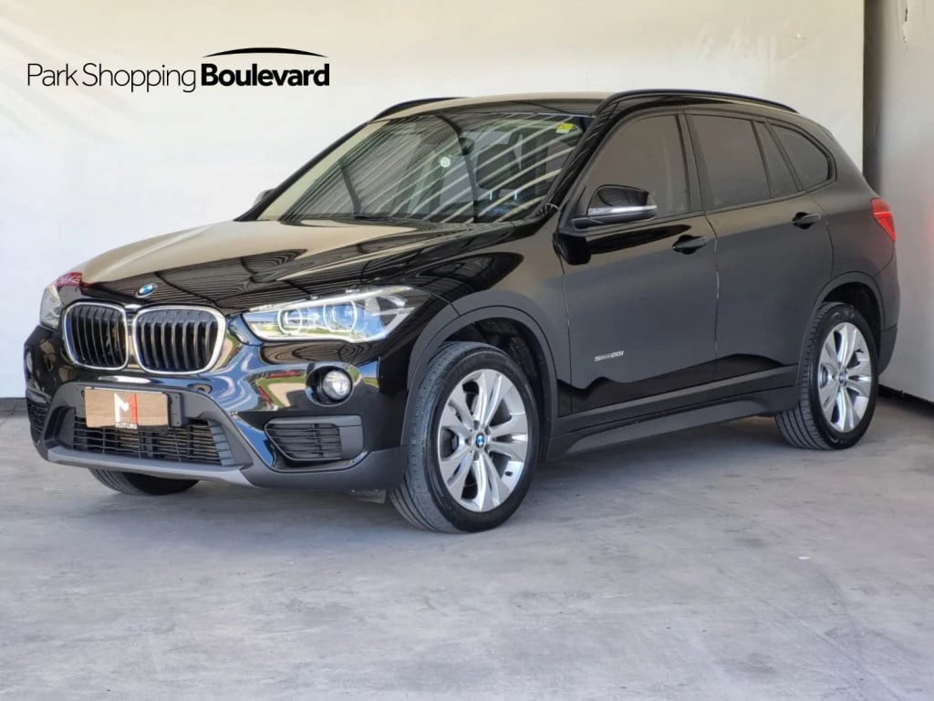 Imagem do veículo BMW X1 2.0 16V TURBO ACTIVEFLEX SDRIVE20I - 2018 - PRETA