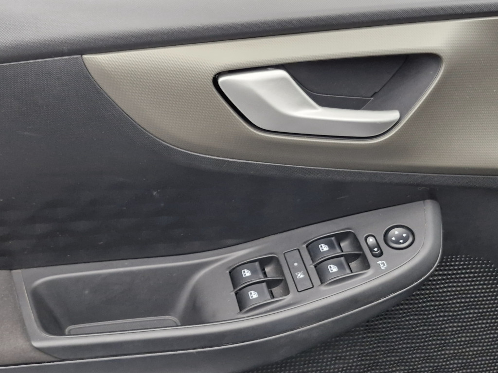 Imagem do veículo FIAT FASTBACK AUDACE 1.0 200 TURBO FLEX CVT - 2023 - CINZA