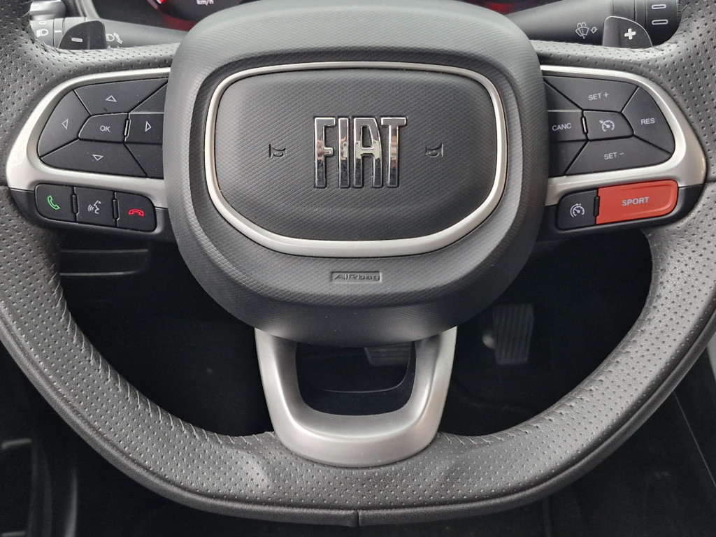 Imagem do veículo FIAT FASTBACK AUDACE 1.0 200 TURBO FLEX CVT - 2023 - CINZA