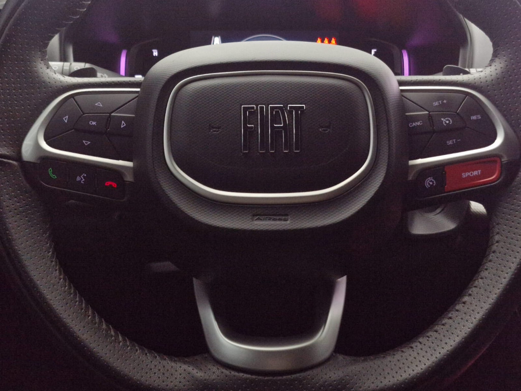 Imagem do veículo FIAT FASTBACK IMPETUS  1.0 200 TURBO FLEX CVT - 2023 - BRANCO