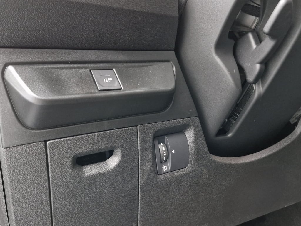 Imagem do veículo RENAULT KARDIAN PREMIER EDITION 1.0 TURBO FLEX AUTOMATIZADO - 2025 - BRANCA