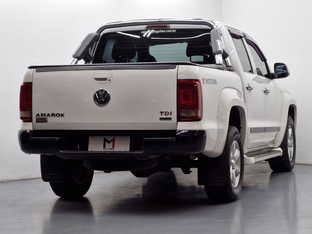 Imagem do veículo VOLKSWAGEN AMAROK TRENDLINE CD 2.0 4X4 TURBO DIESEL MANUAL - 2013 - BRANCO