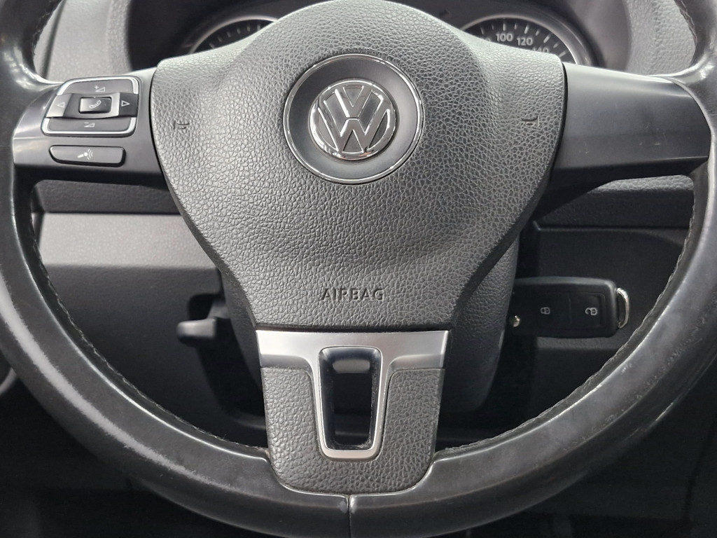 Imagem do veículo VOLKSWAGEN AMAROK TRENDLINE CD 2.0 4X4 TURBO DIESEL MANUAL - 2013 - BRANCO
