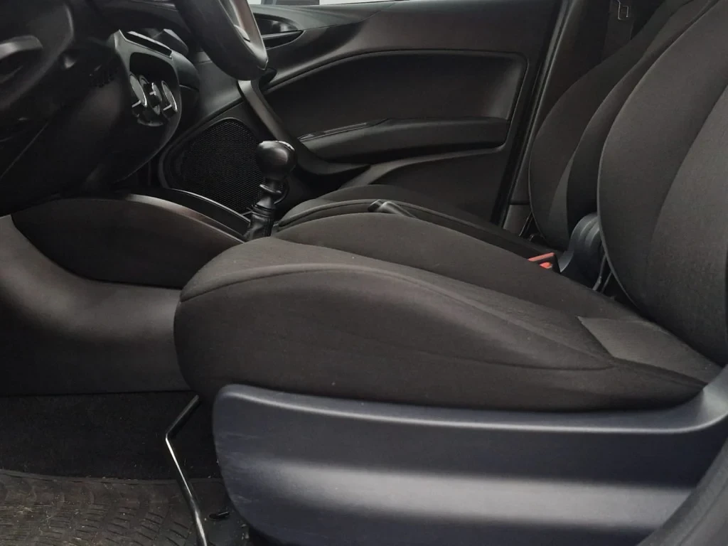 Imagem do veículo FIAT ARGO 1.0 DRIVE FLEX MANUAL - 2022 - PRATA
